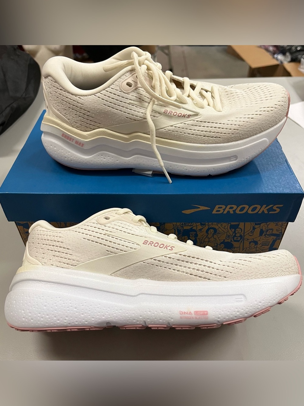 NIB Brooks Ghost Max Cream And Blush Tennis Shoes Multi Sizes